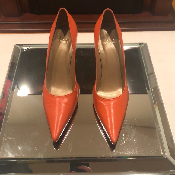 orange pumps